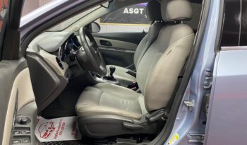 
										CHEVROLET CRUZE full									