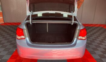 
										CHEVROLET CRUZE full									