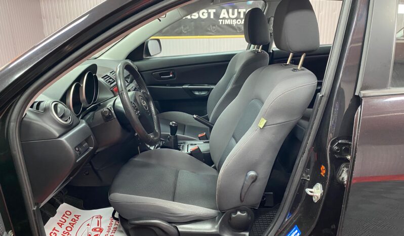 
								MAZDA 3 BENZINA full									