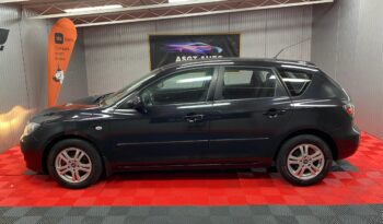 
										MAZDA 3 BENZINA full									