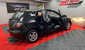 
										MAZDA 3 BENZINA full									