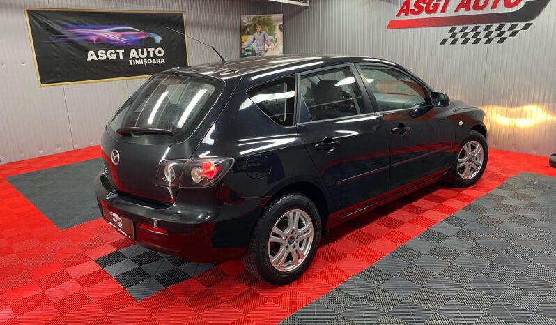 
								MAZDA 3 BENZINA full									