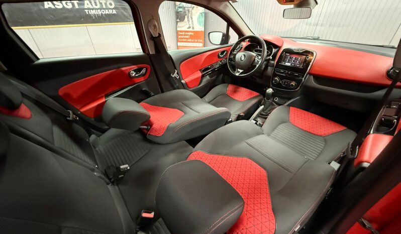 
								RENAULT CLIO full									