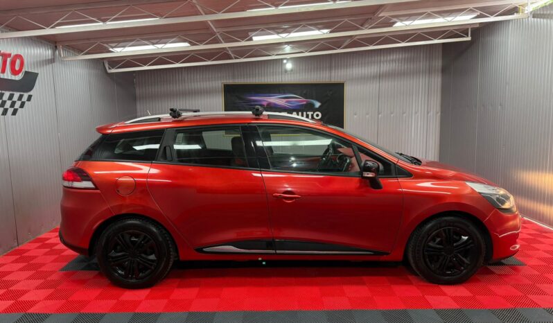 
								RENAULT CLIO full									