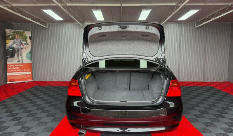 
								BMW SERIA 3 AUTOMATA full									