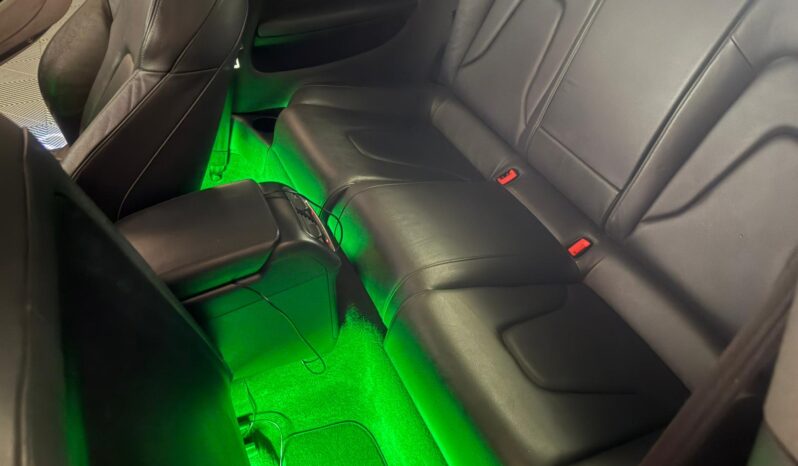 
								Audi A 5 B8, quattro, automat, S-line full									