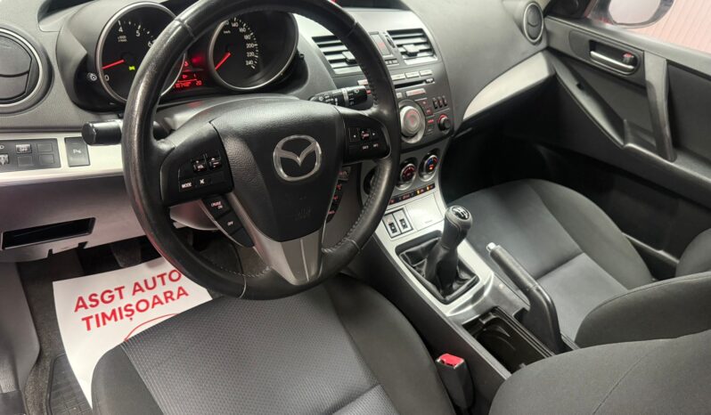 
								MAZDA 3, FACELIFT, BENZINA full									