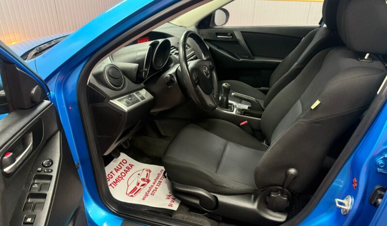 
								MAZDA 3, FACELIFT, BENZINA full									