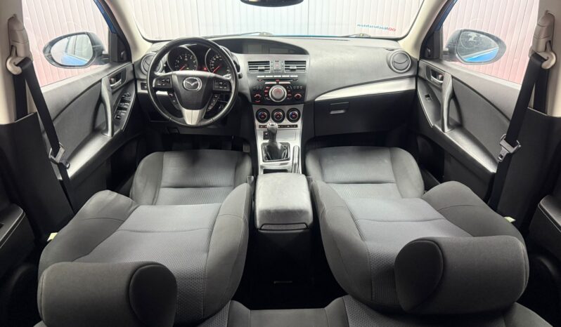 
								MAZDA 3, FACELIFT, BENZINA full									