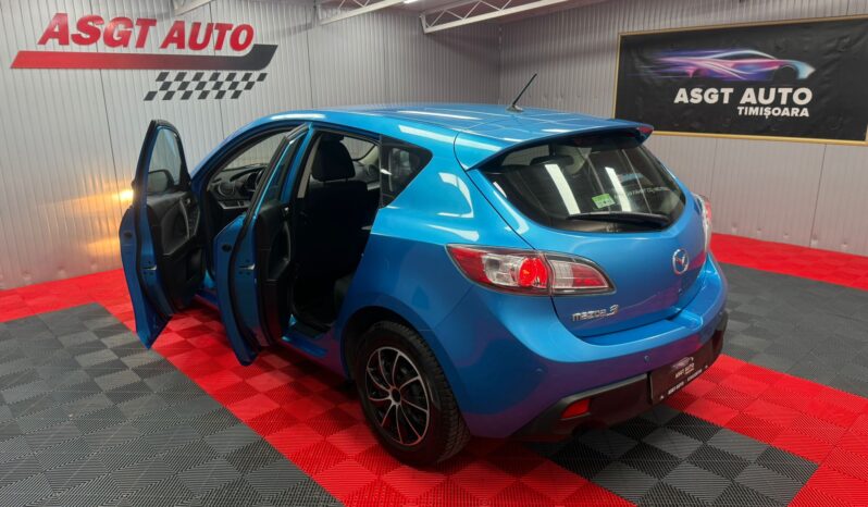 
								MAZDA 3, FACELIFT, BENZINA full									