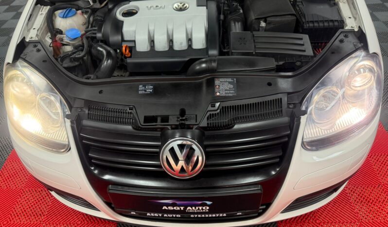 
								VW GOLF 5 GT, 4X4 full									