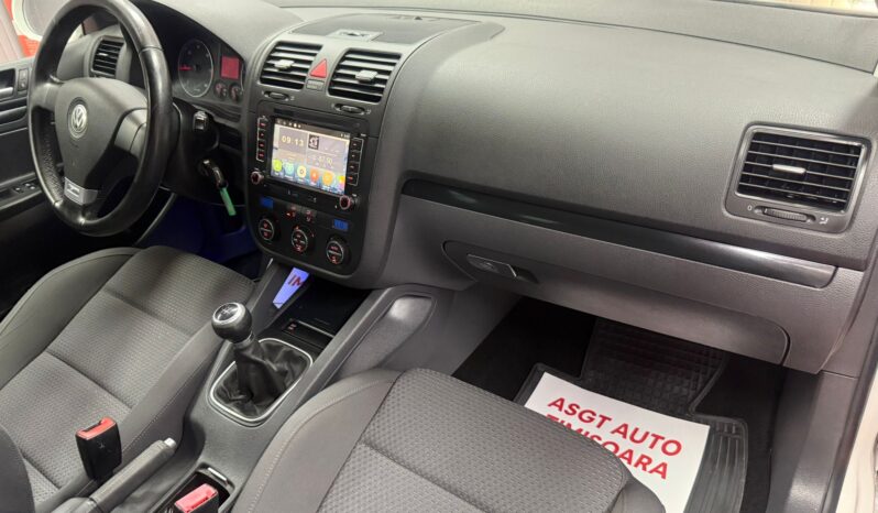 
								VW GOLF 5 GT, 4X4 full									