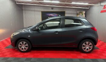 
										MAZDA 2 full									