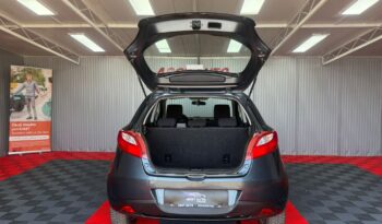 
										MAZDA 2 full									