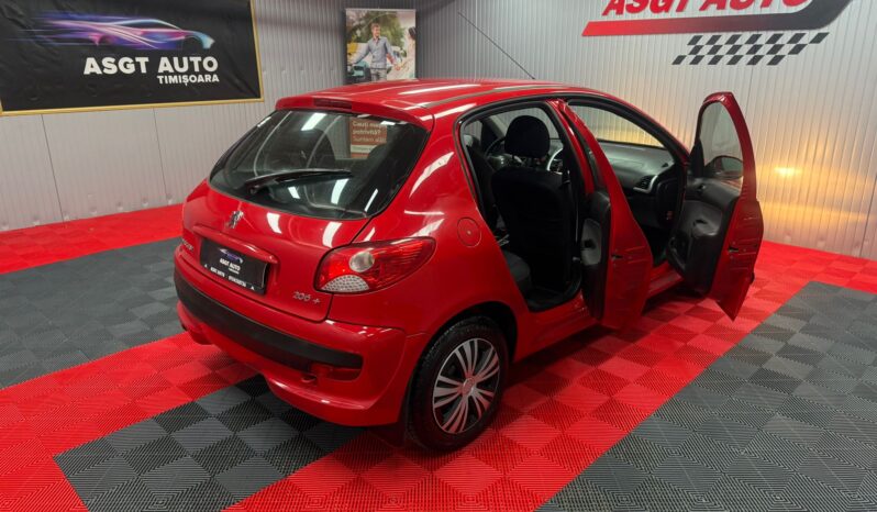 
								PEUGEOT 206 + TRENDY full									