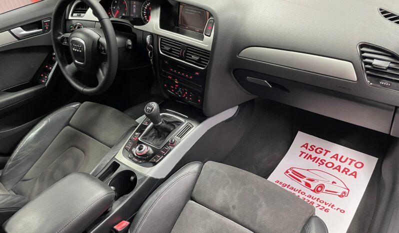 
								AUDI A 4, B8, S-LINE full									