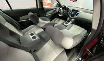 
										CHEVROLET CRUZE full									