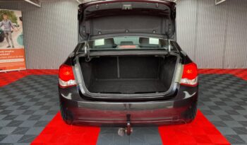 
										CHEVROLET CRUZE full									