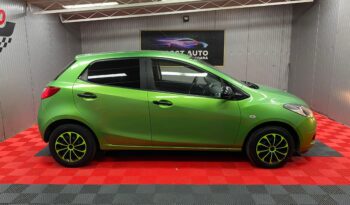 
										MAZDA 2 BENZINA full									