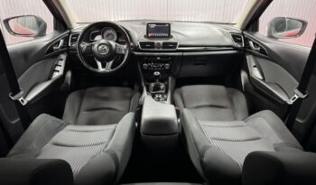 
										MAZDA 3 full									