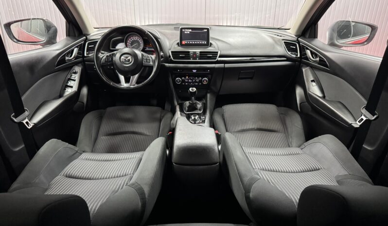 
								MAZDA 3 full									
