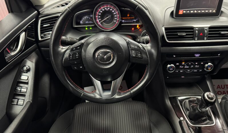 
								MAZDA 3 full									