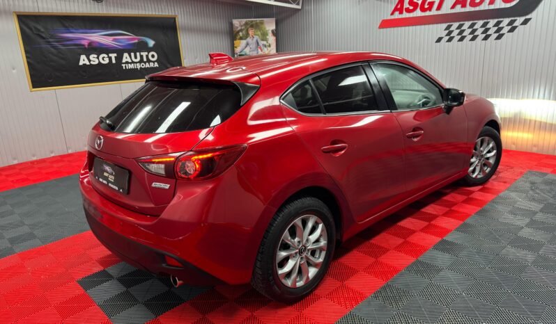 
								MAZDA 3 full									