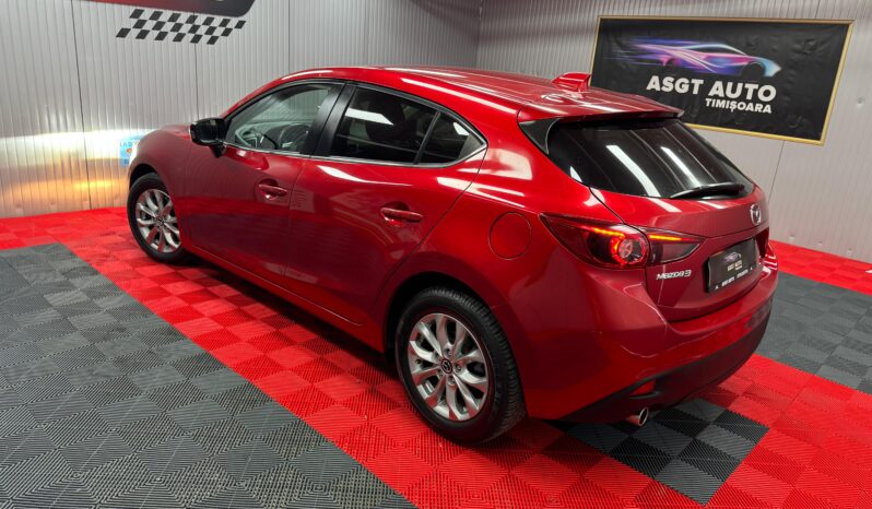 
								MAZDA 3 full									