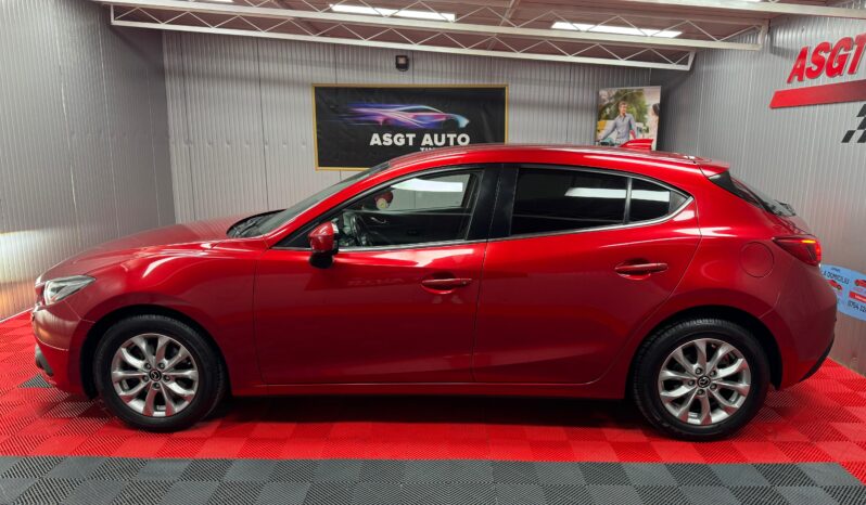 
								MAZDA 3 full									