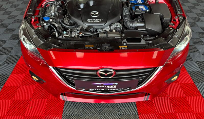 
								MAZDA 3 full									