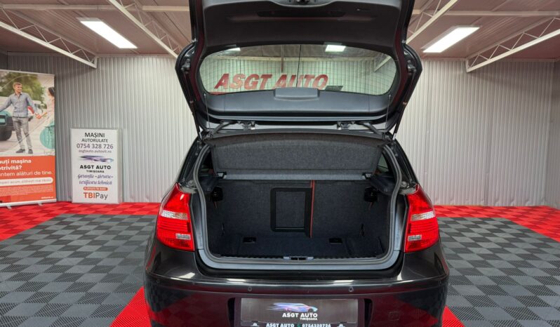
								BMW SERIA 1 full									