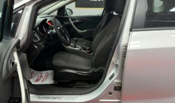 
										OPEL ASTRA J BENZINA full									
