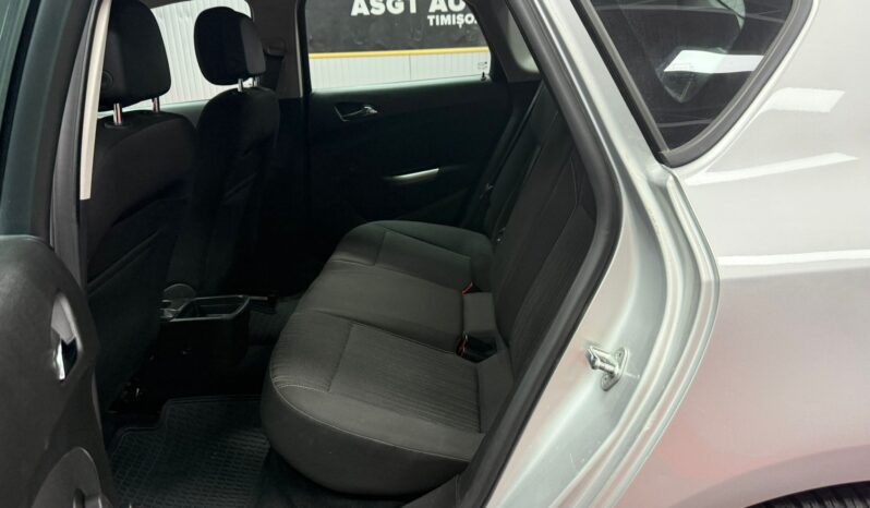 
								OPEL ASTRA J BENZINA full									