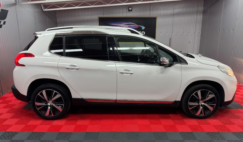 
								PEUGEOT 2008 full									
