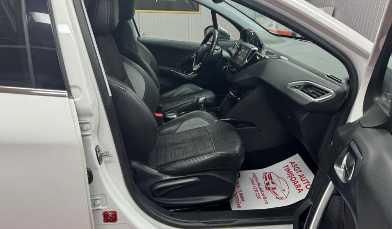 
								PEUGEOT 2008 full									