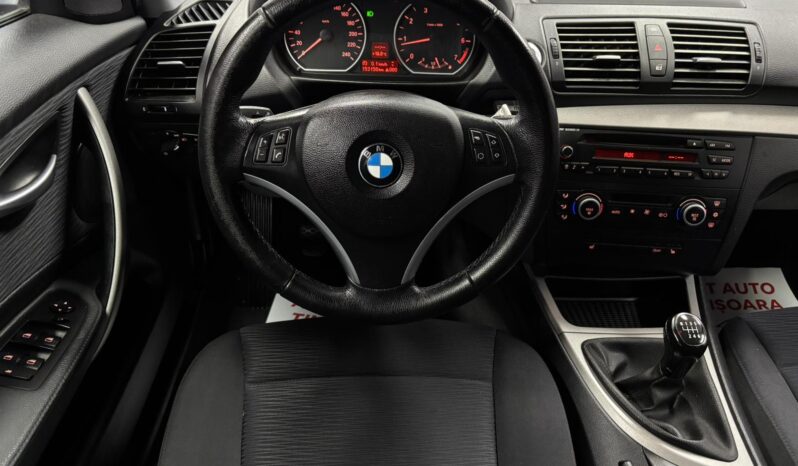 
								BMW SERIA 1 BENZINA full									