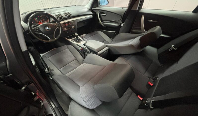 
								BMW SERIA 1 BENZINA full									