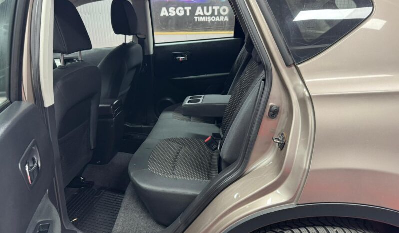 
								NISSAN QASHQAI full									