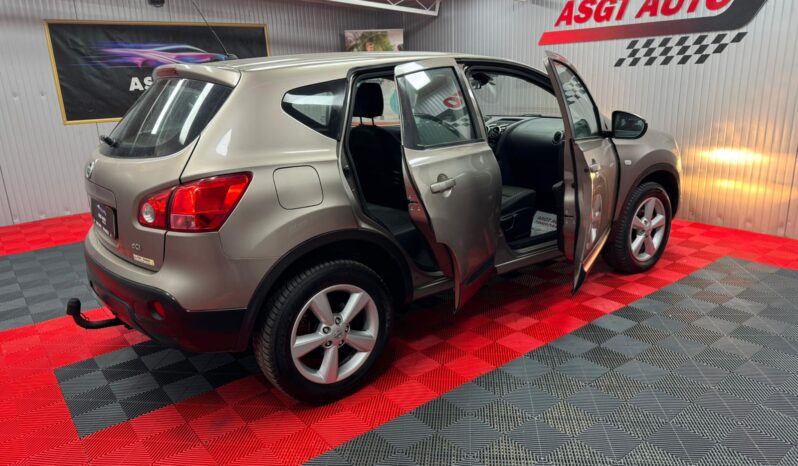 
								NISSAN QASHQAI full									
