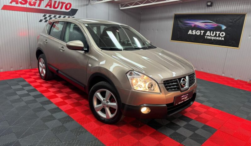 
								NISSAN QASHQAI full									