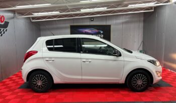 
										HYUNDAI i20, EURO 5b full									