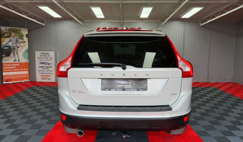 
								VOLVO XC60, 4X4 full									