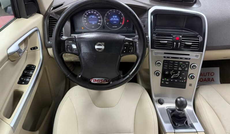 
								VOLVO XC60, 4X4 full									