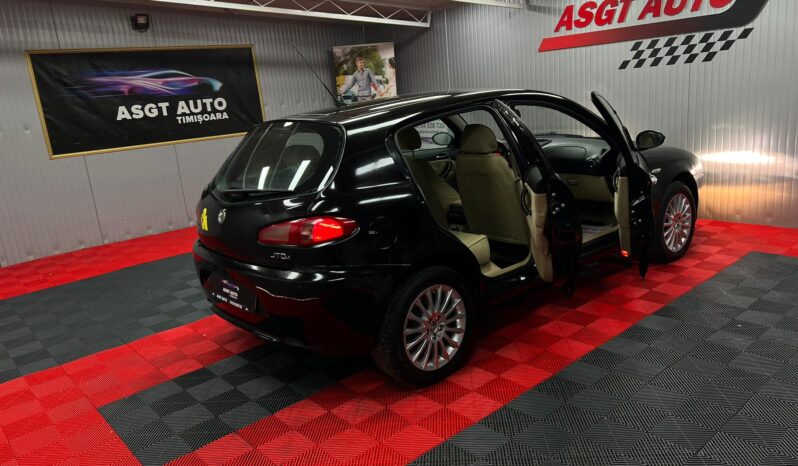 
								Alfa Romeo 147 full									