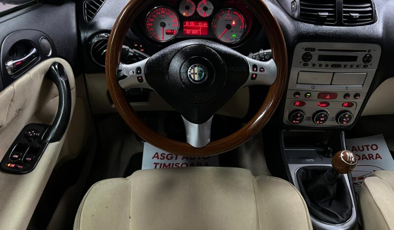 
								Alfa Romeo 147 full									