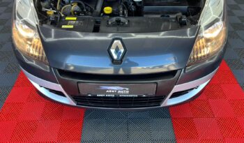 
										RENAULT SCENIC 2011 full									