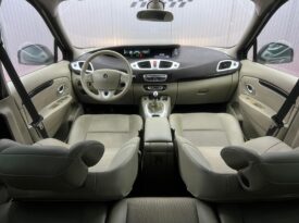 RENAULT SCENIC 2011