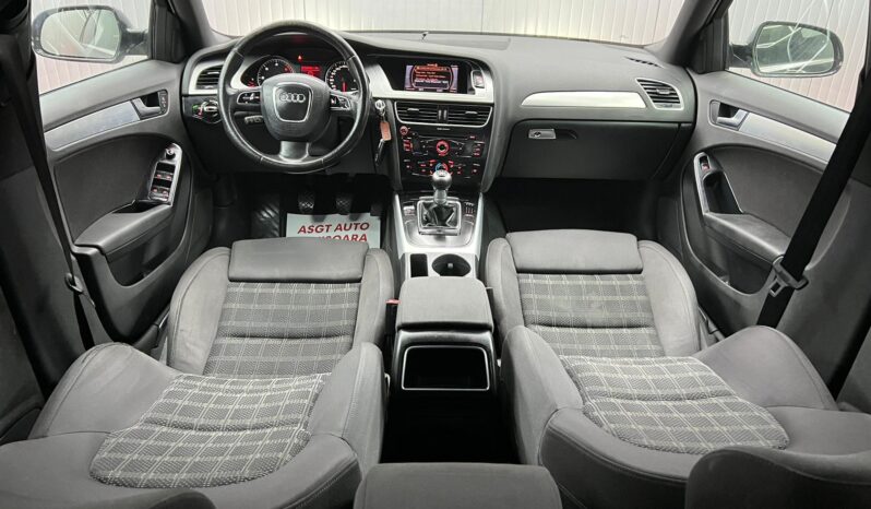 
								AUDI A 4 B 8 full									