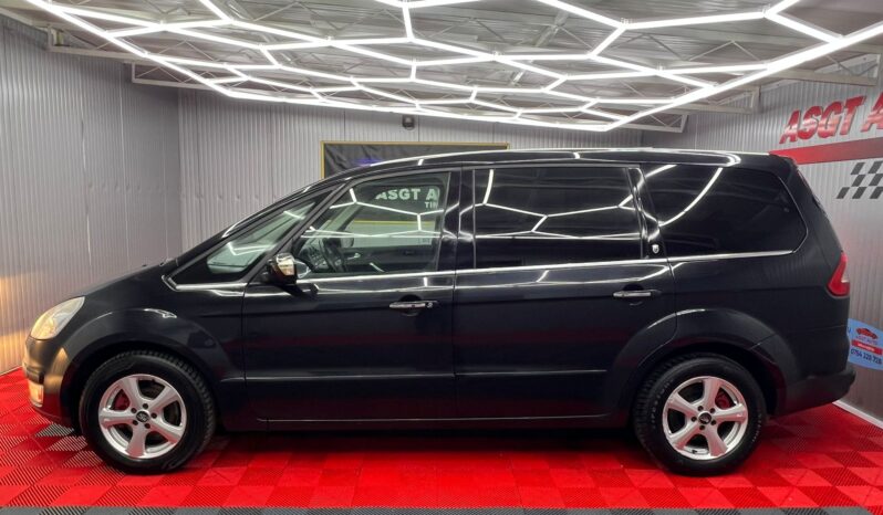 
								FORD GALAXY GHIA full									