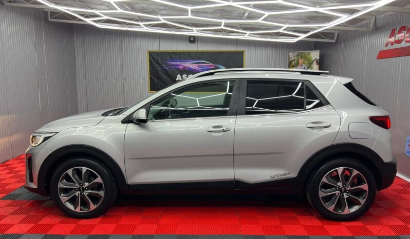 
								KIA STONIC 2018 BENZINA full									